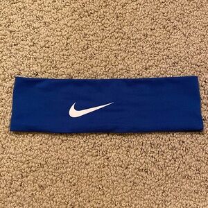 NIKE HEADBAND!